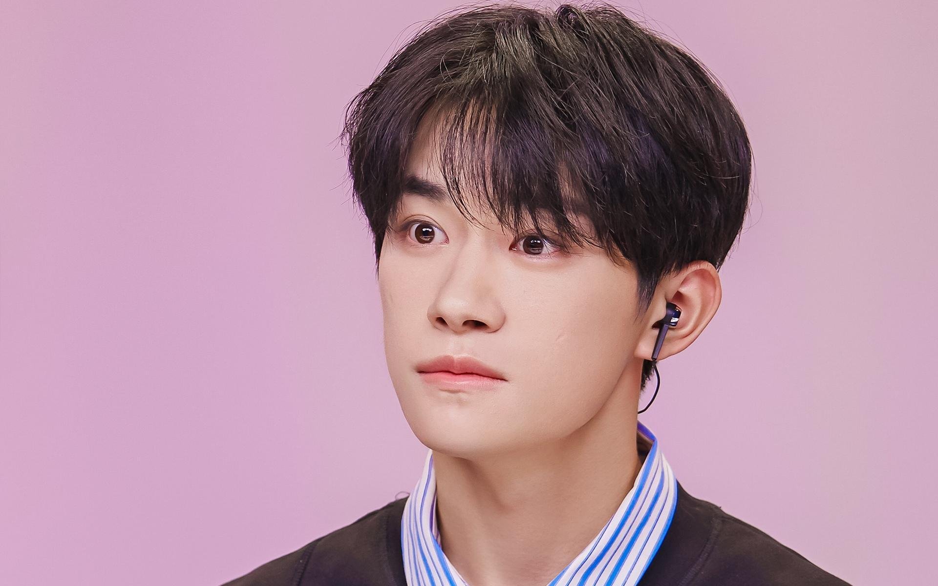 华体会登录地址-英超冲刺决战：胜者为王，精彩不断！，英超收官战